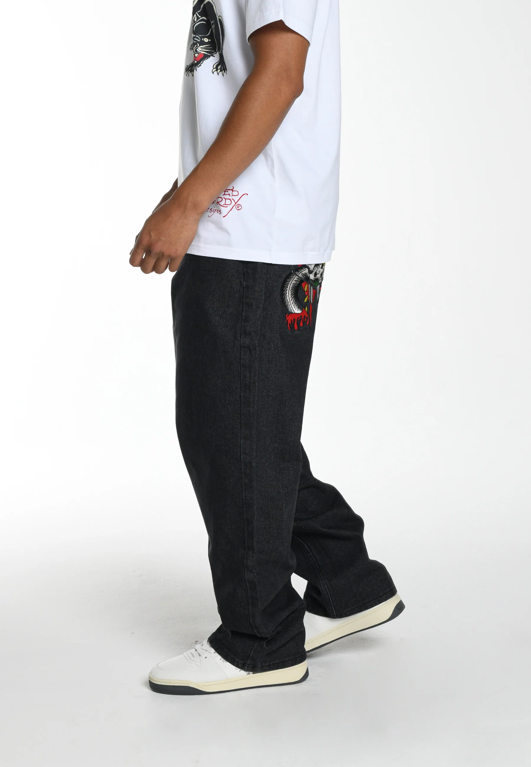 Mens Snake Sever Tattoo Graphic Relaxed Denim Trousers Jeans - Black - Image 3