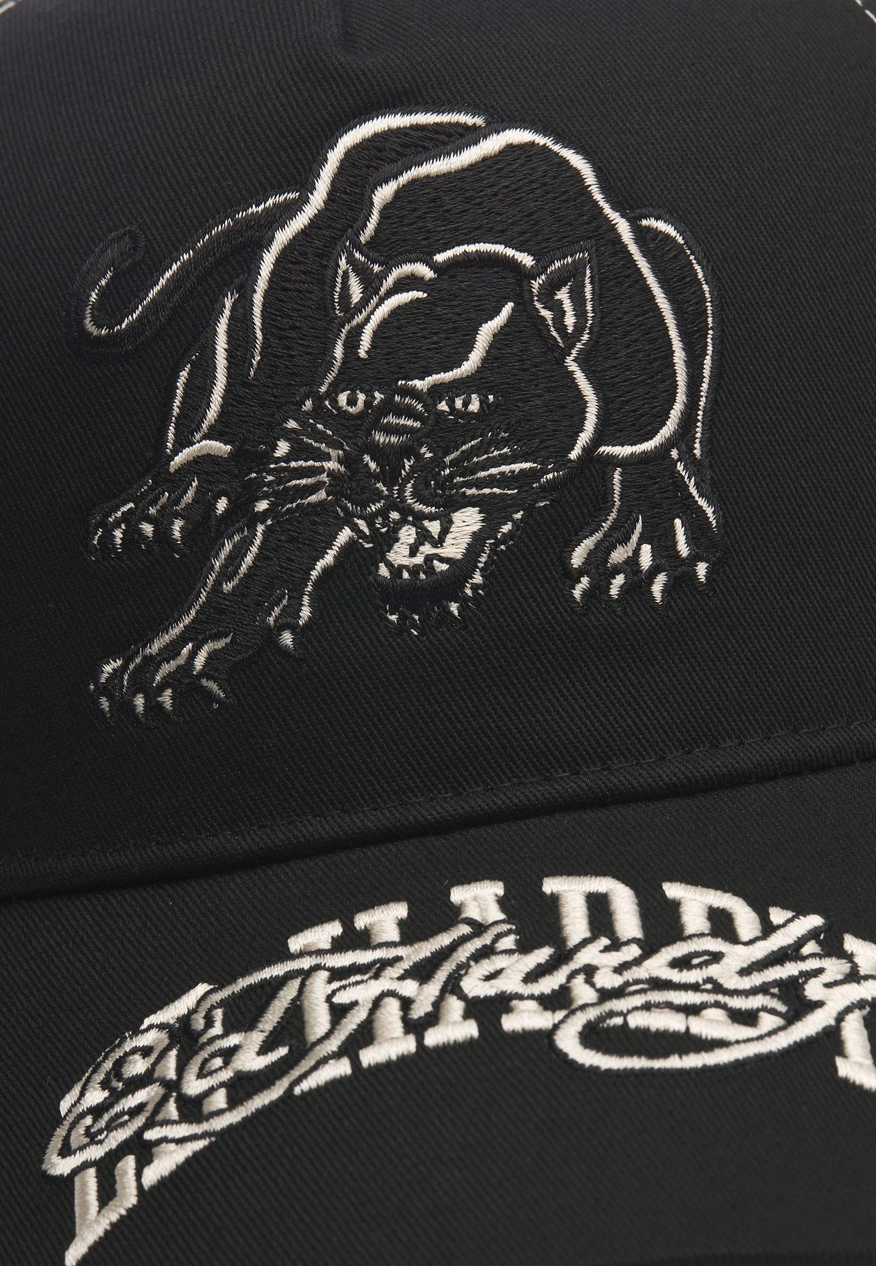 Unisex Contrast Stitch Panther Graphic 5 Panel Trucker Cap - Black / White - Image 4