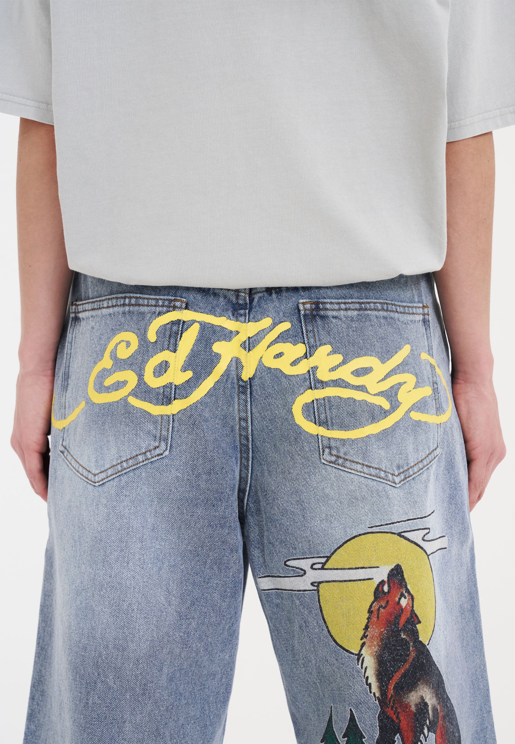 Womens Born Wild Relaxed Denim Jorts Shorts - Bleach - Image 4